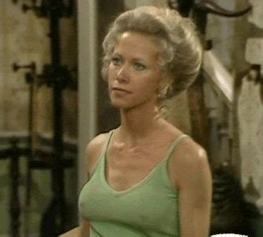 Connie Booth  nackt